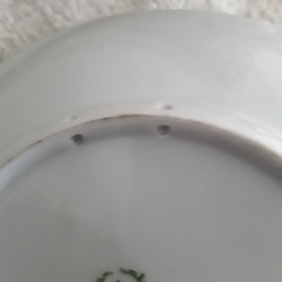 Vintage January and April Birthday Plates by Joan Walsh Anglund - Picture 10 of 10